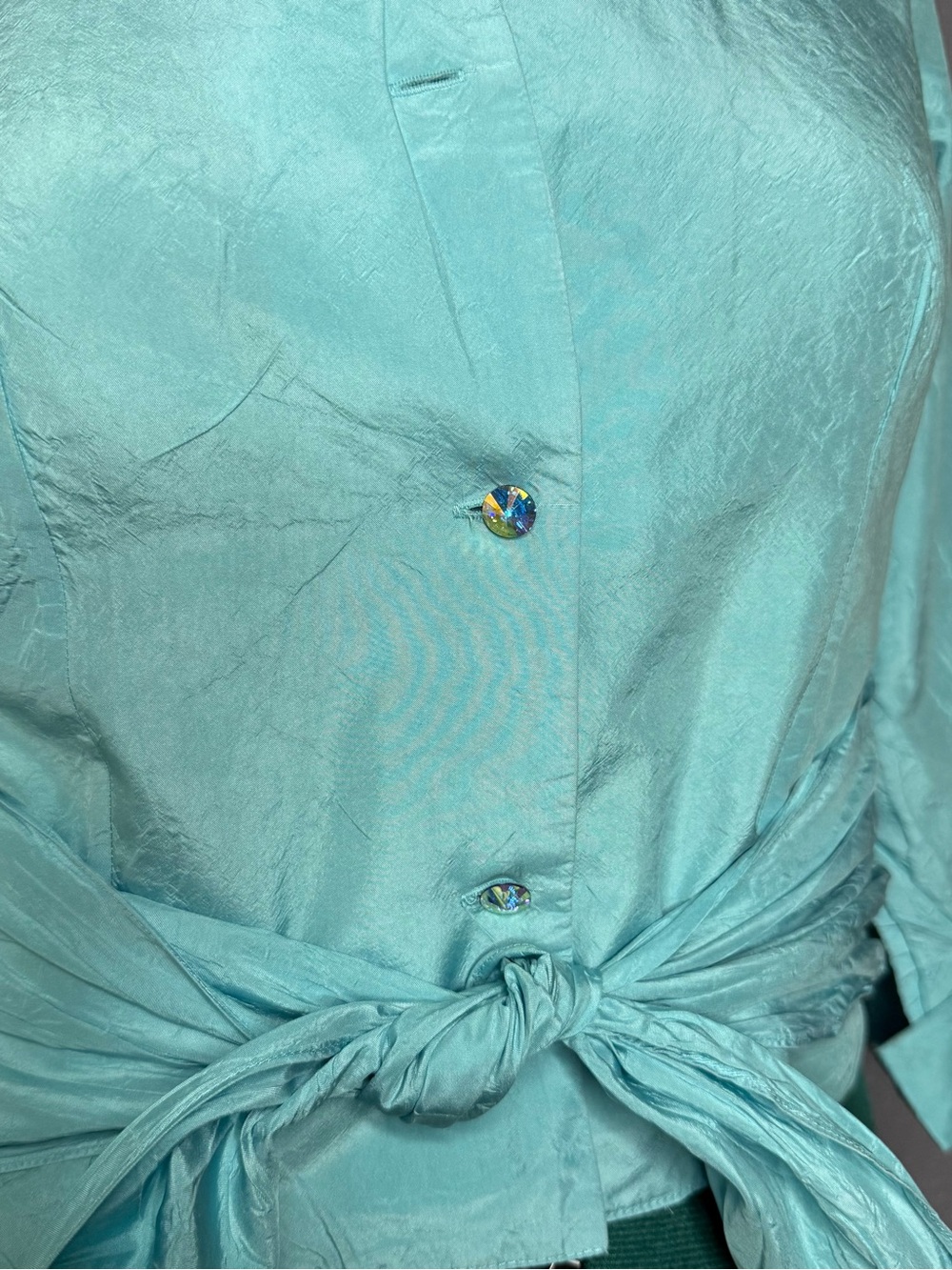 Flores & Flores 100% Silk Aqua Tie Waist Blouse Button Front V Neck Size 10 - Picture 8 of 9